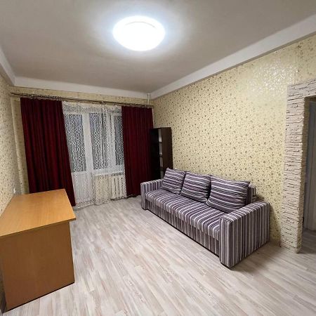 2К Квартира Велика Васильківська 118, Палац Україна Kiev Esterno foto